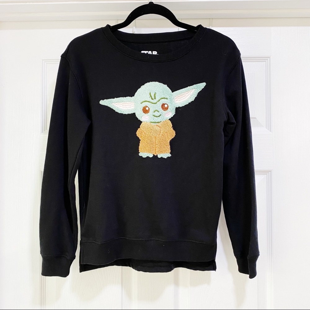 Star Wars Baby Yoda Grogu Terry Cloth Embroidered Black Top Size Small - Picture 1 of 4